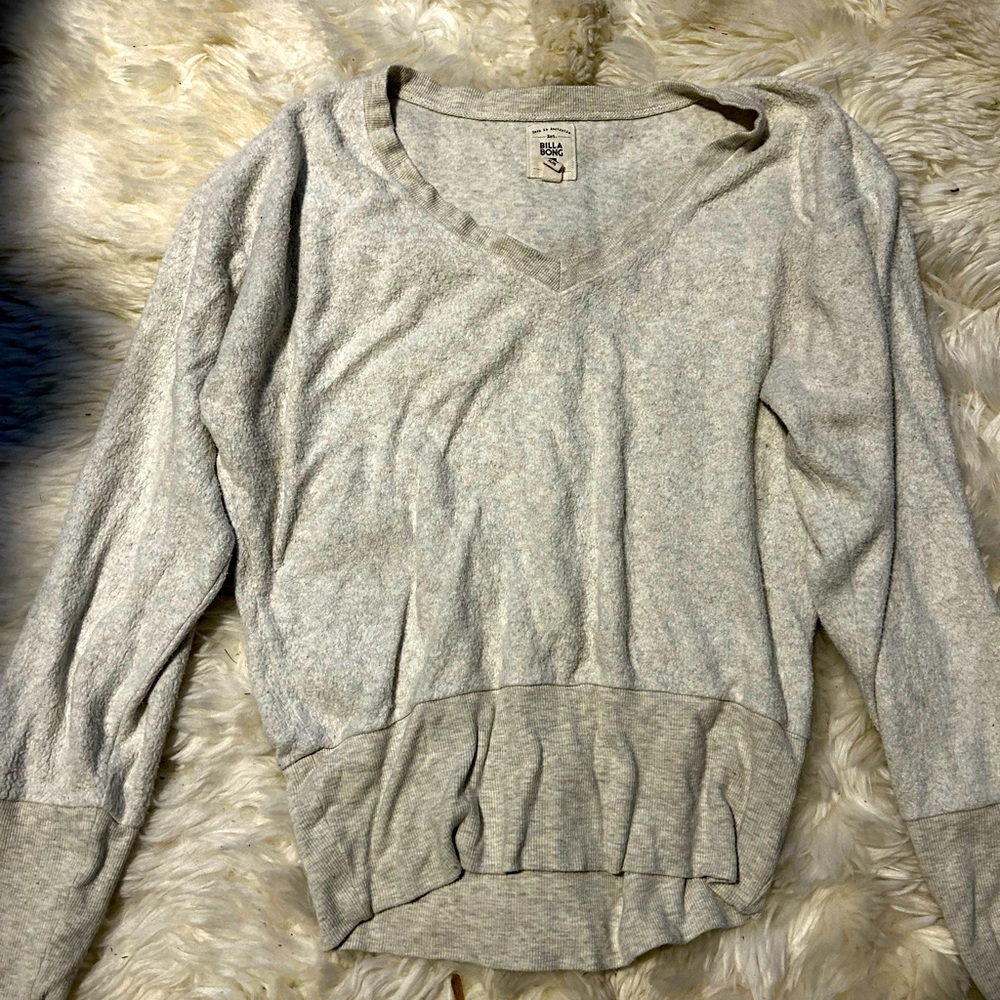 Billabong soft cream color sweater sz M